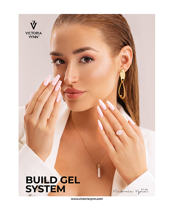 PLAKAT BUILD GEL A, Format B2 - VICTORIA VYNN