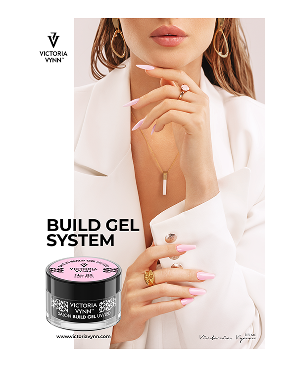 PLAKAT BUILD GEL D, Format B2 - VICTORIA VYNN